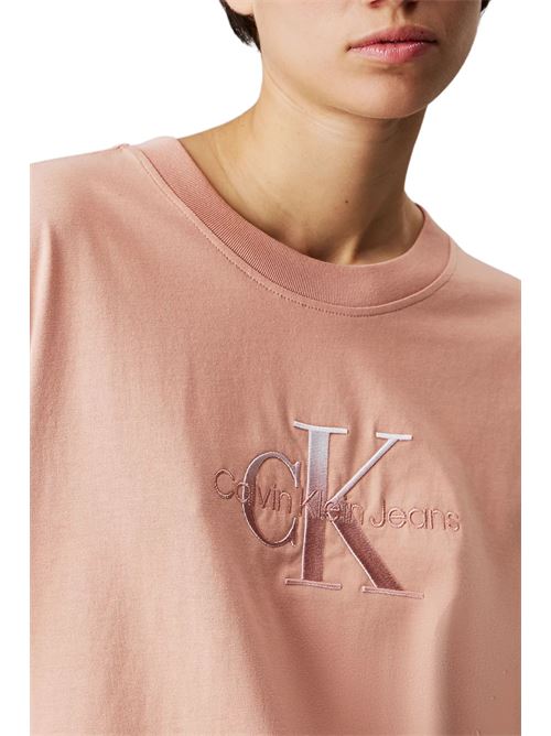 T-shirt regular salmone Calvin Klein Jeans | J20J224798TGW